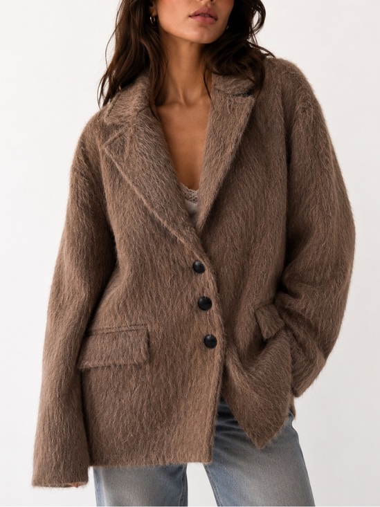 Jackets & Blazers - Women's Faux Fur Coat - Tan